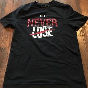 Boys Under Armour size small T-shirt